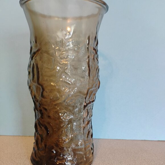 EO Brody Vintage Crinkle Pattern Smoky Brown Vase - Picture 1 of 3